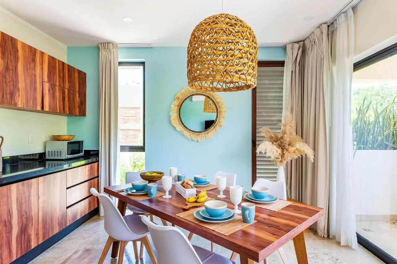 Tulum Promo 2Br With Rooftop Pool, Gym And Free Bikes 0*,  Mexico